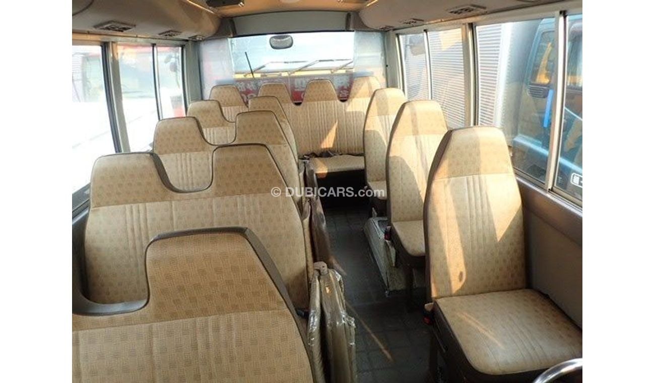 Nissan Civilian 1994