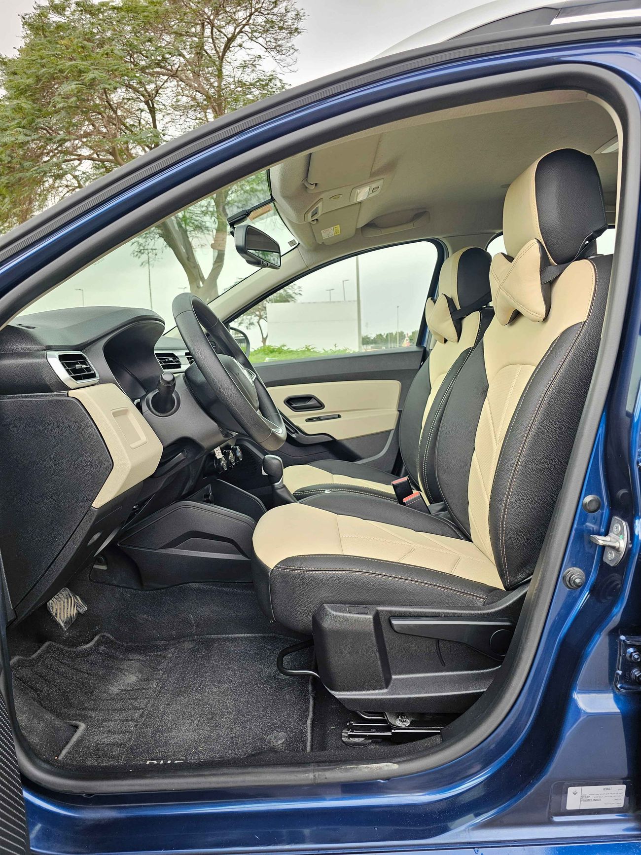 رينو داستر / LEATHER SEATS/ ALLOY RIMS/ SAME COLOR BODY/ LOW MILEAGE/475 MONTHLY/ LOT#45521