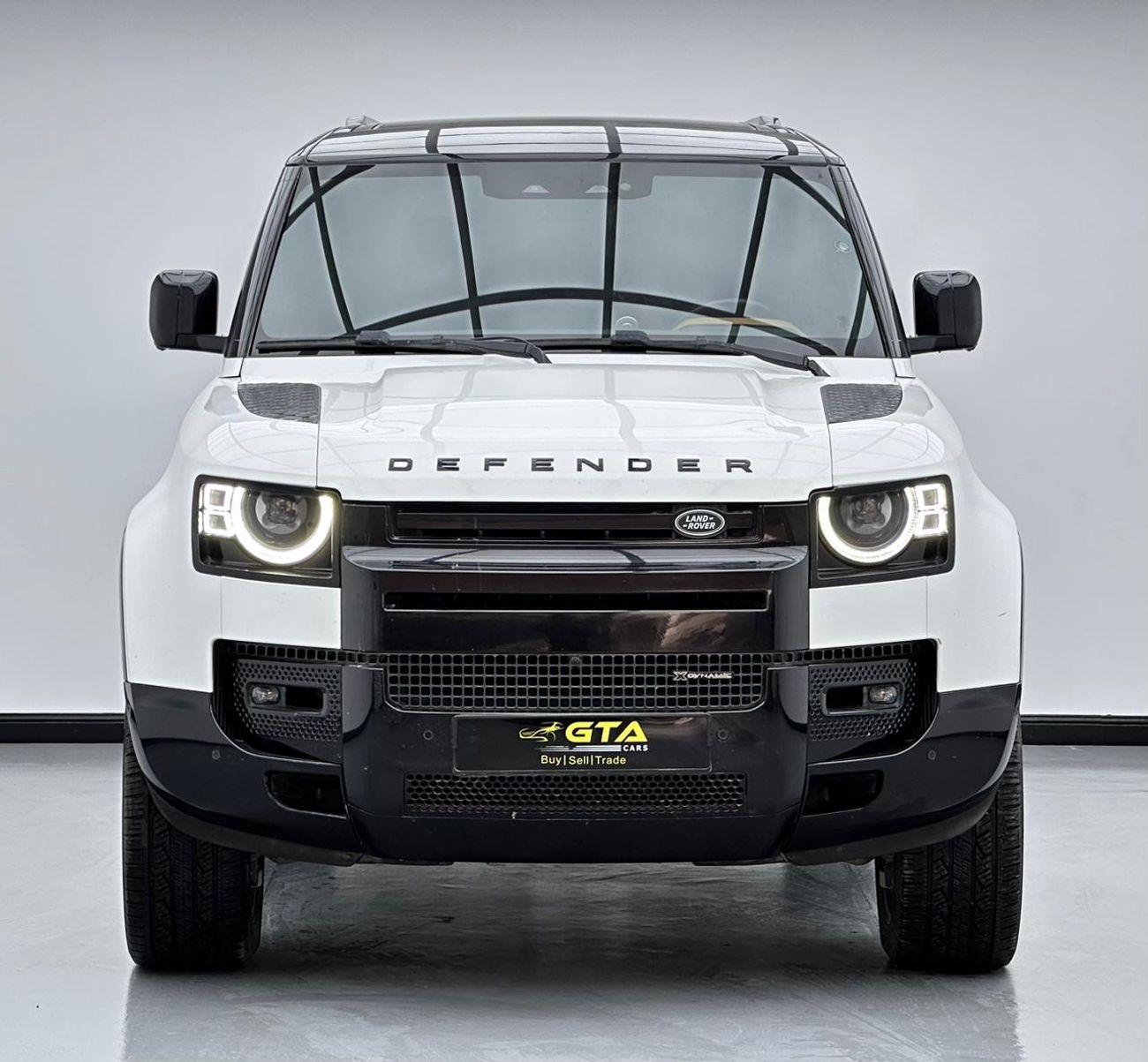 Land Rover Defender P400 110 SE 3.0L (5 Seater) 2023 Land Rover Defender 110 X-Dynamic P400, Jan/2027 Swiss Auto Warrant