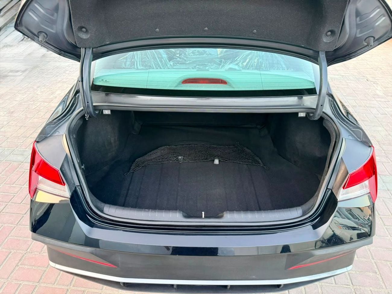 هيونداي إلانترا SEL Low Mileage