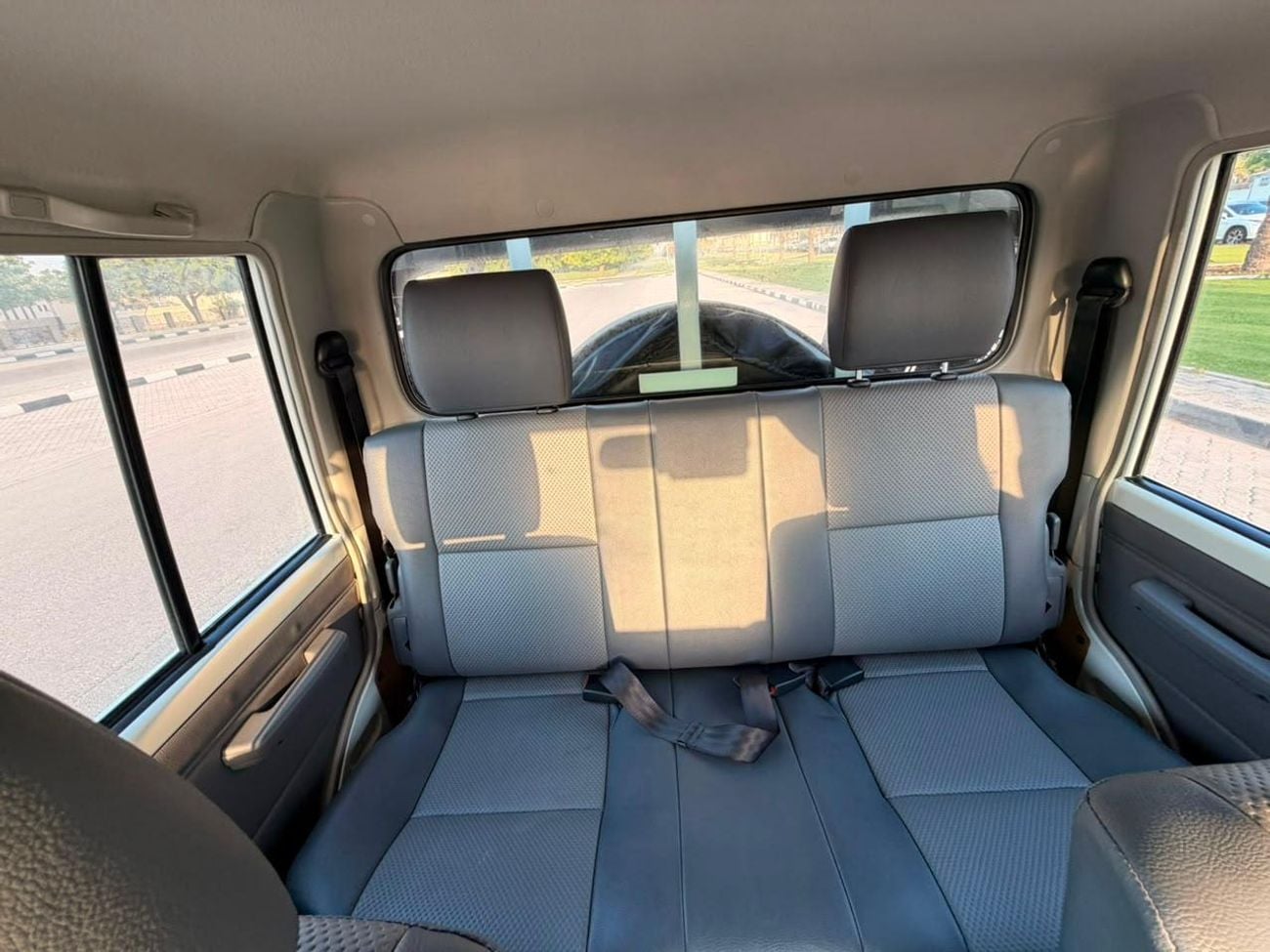 تويوتا لاند كروزر بيك آب Brand New L Pickup Australian Specs Diesel engine Right hand Drive Manual Gear