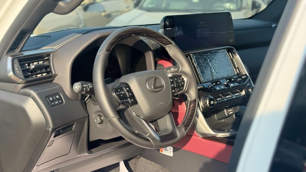 Lexus LX700h SIGNATURE WHITE ISNDE RED AUTOPARK MARK LEVINSONS SPEAKERS 7SEATER 22" ALLOY WHEELS REMOTE ENGINE STARTER