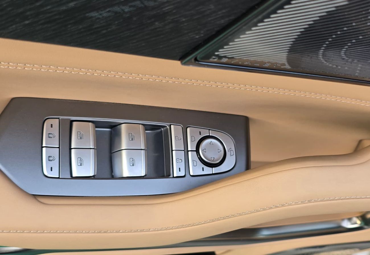 بي واي دي ليوبارد 8 Smart and Brave Flagship Edition (7 Seats)