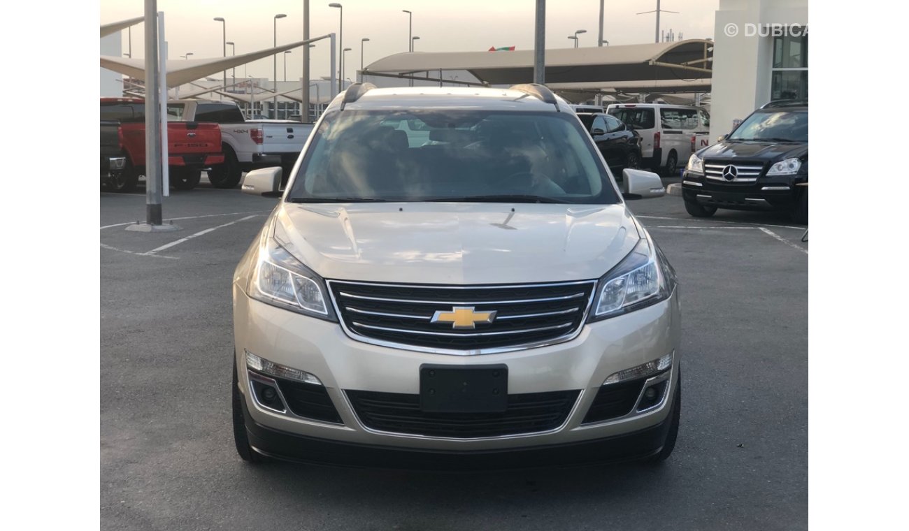 Chevrolet Transverse Chevorlet TRAVERSE MODEL 2015 GCC car prefect condition cruise control Bluetooth navigation sensors