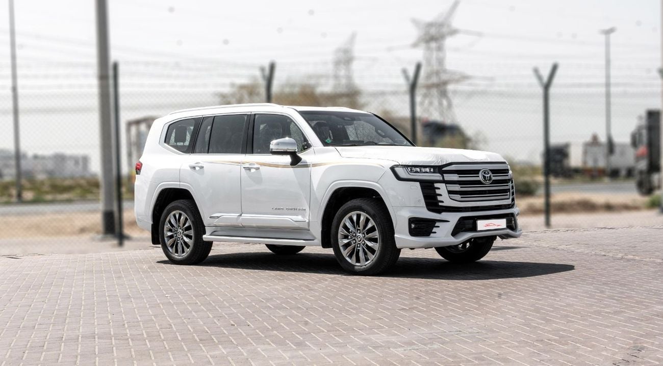 Toyota Land Cruiser 2026 Toyota Land Cruiser VXR 3.5L AT Petrol (White-Red)