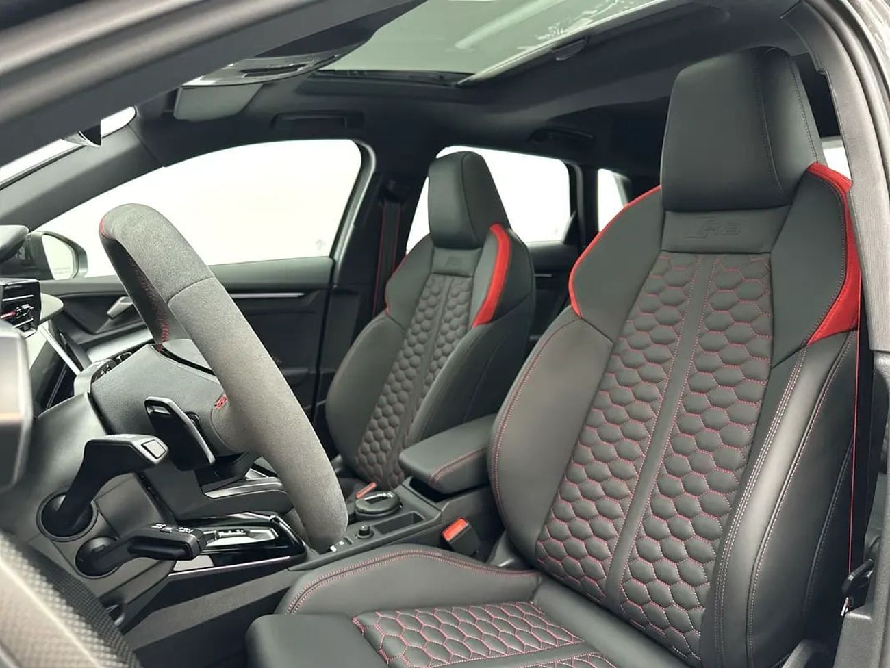 Audi RS3 Sportback 400hp (Ref# 03878)