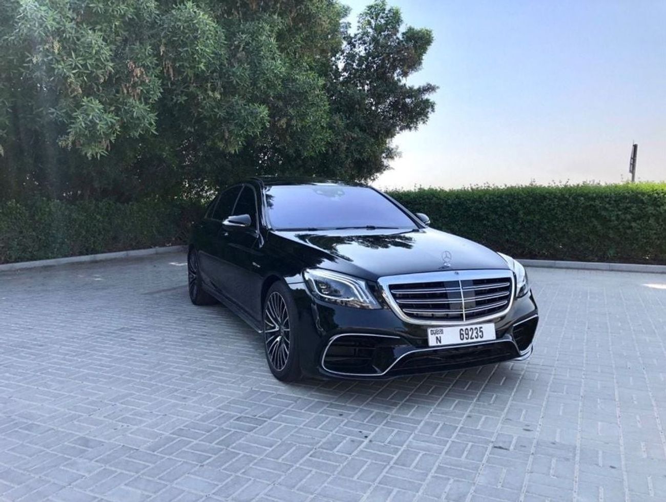 Mercedes-Benz S 63 AMG Std 5.5L