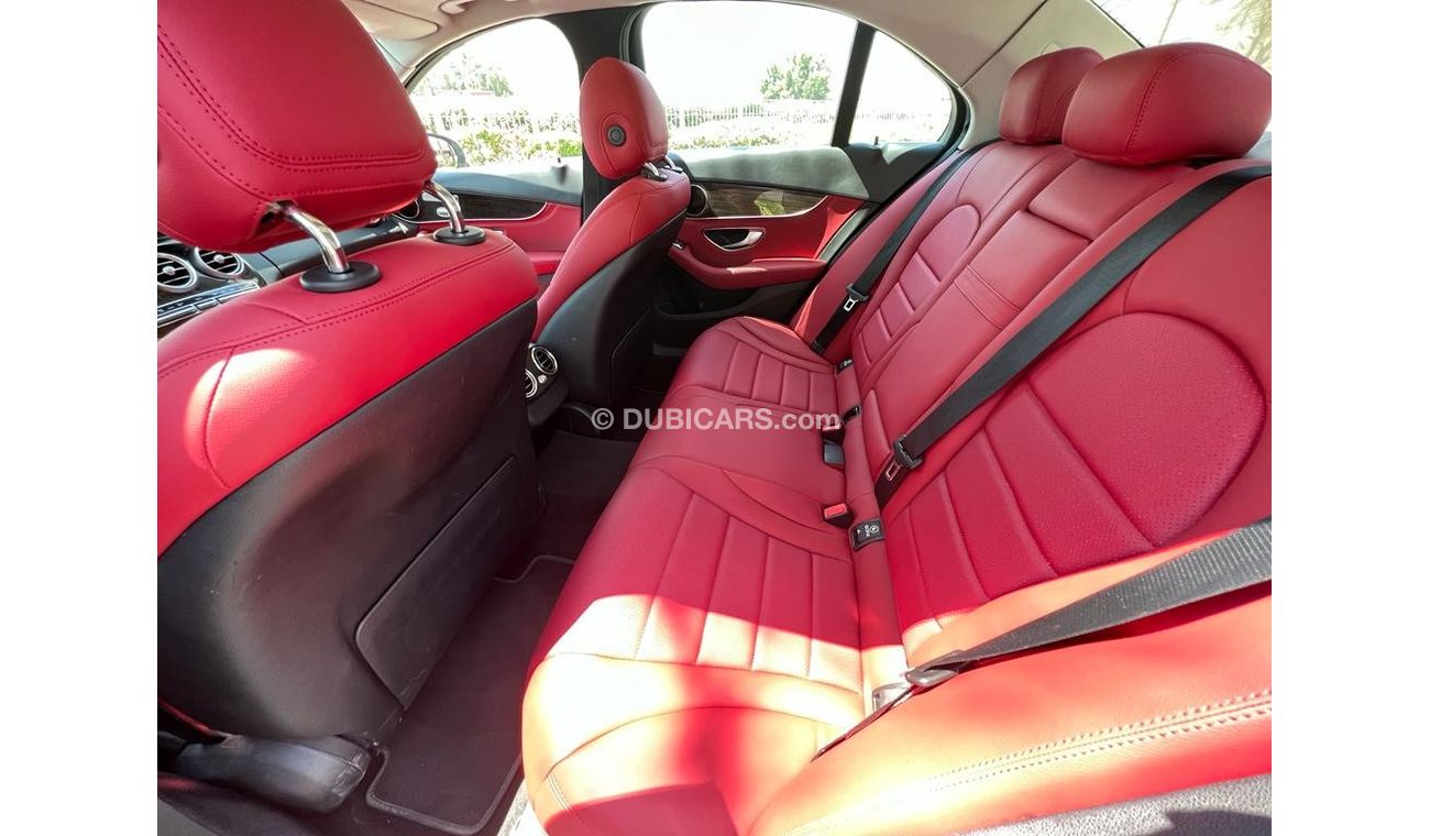 Mercedes-Benz C 300 Std MERCEDES BENZ C300 2016 FULL OPTION PANORAMIC DEALER WARRANTY