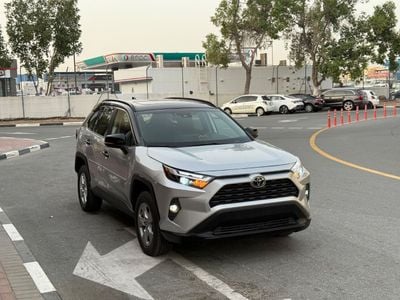 تويوتا راف ٤ XLE 2022 MOONROOF KEYLESS AWD FULL OPTION USA SPEC