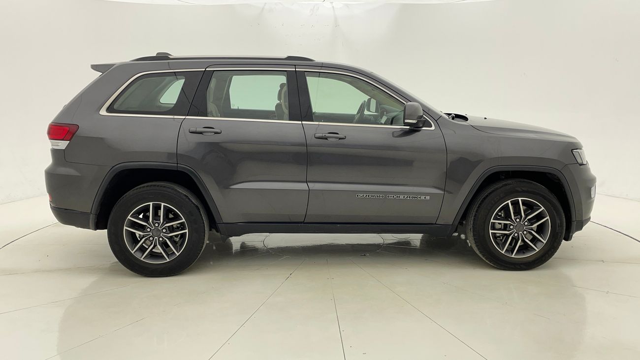 Jeep Grand Cherokee LAREDO 3.6 | Zero Down Payment | Home Test Drive