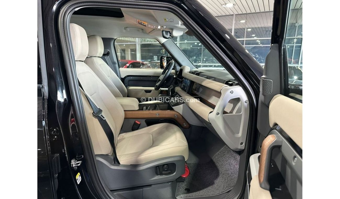 لاند روفر ديفندر P300 110