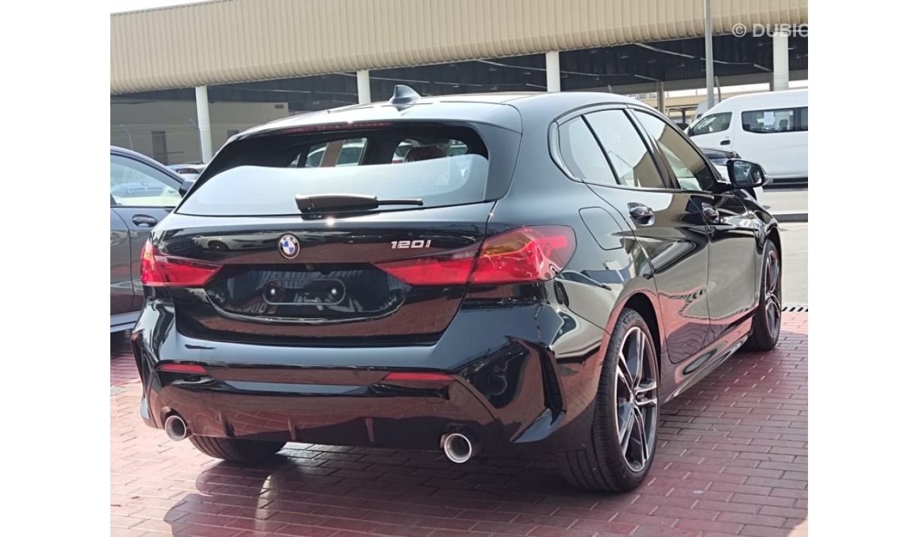 BMW 120i I 2.0L M sport under warranty 2021 GCC