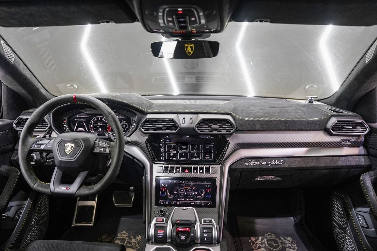 Lamborghini Urus 4.0T V8 Performante Arkapovic Exhaust, Carbon Fiber Package, Lamborghini Warr + Serv!