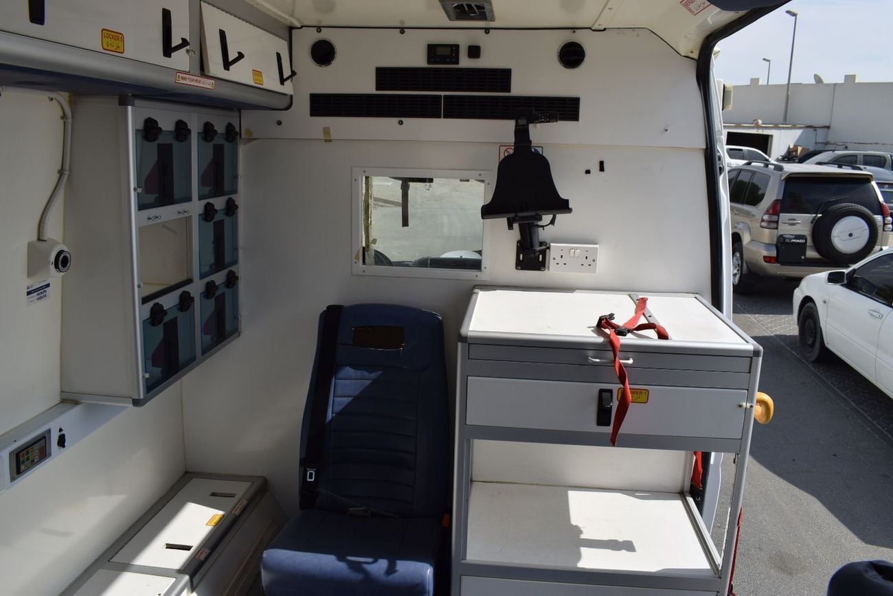 Mercedes Benz Sprinter STANDARD Mercedes Benz Sprinter Ambulance, Model:2015. Only done 22900 km