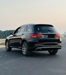 مرسيدس بنز GLC 300 Premium 2.0L