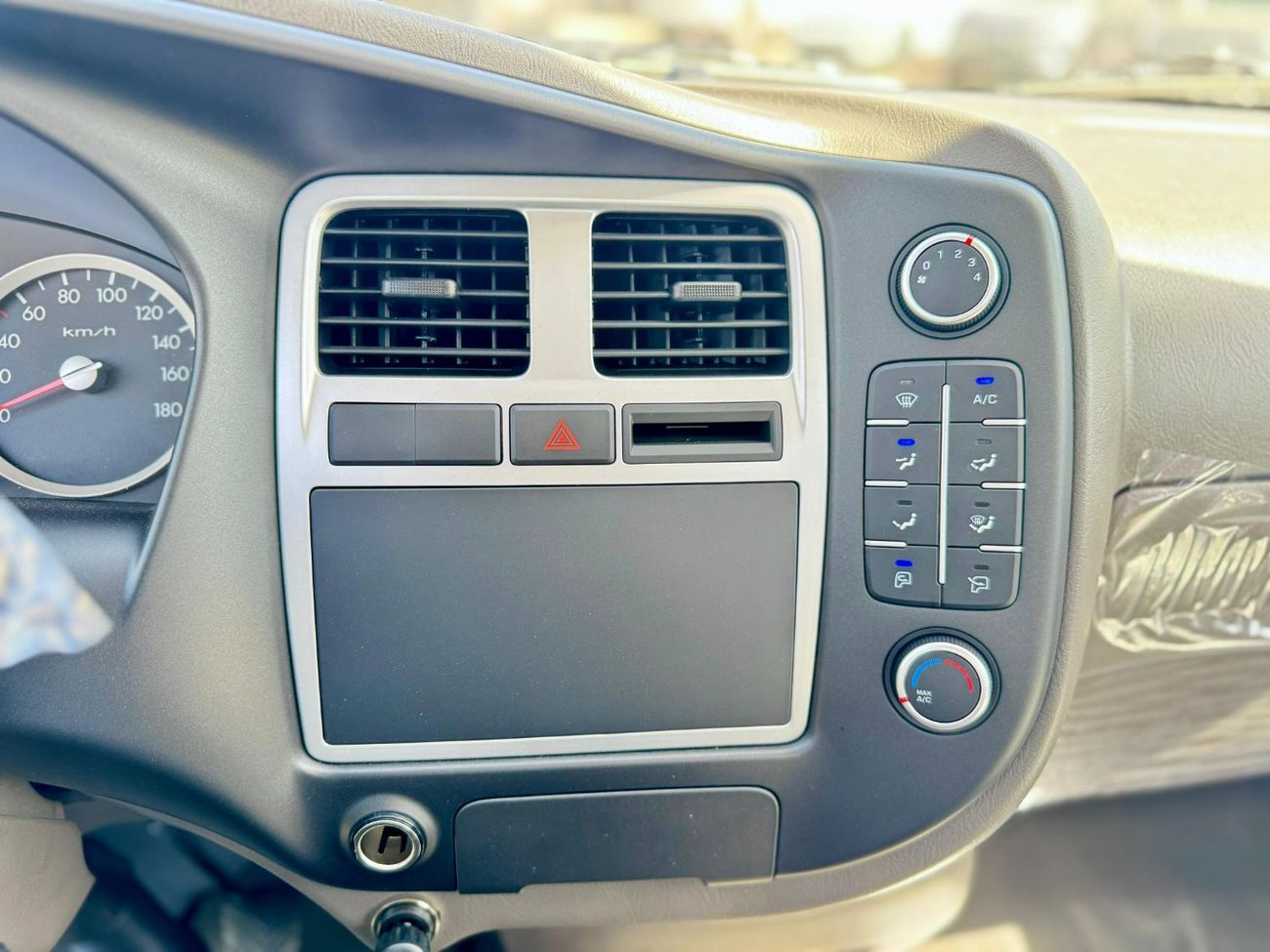 هيونداي H 100 هيونداي H100 2025 2.5 لتر ديزل