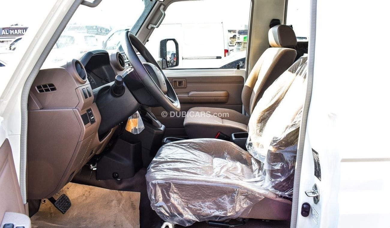 Toyota Land Cruiser 70 Hadrtop 3 Doors 4.0L V6 Petrol Auto Transmission