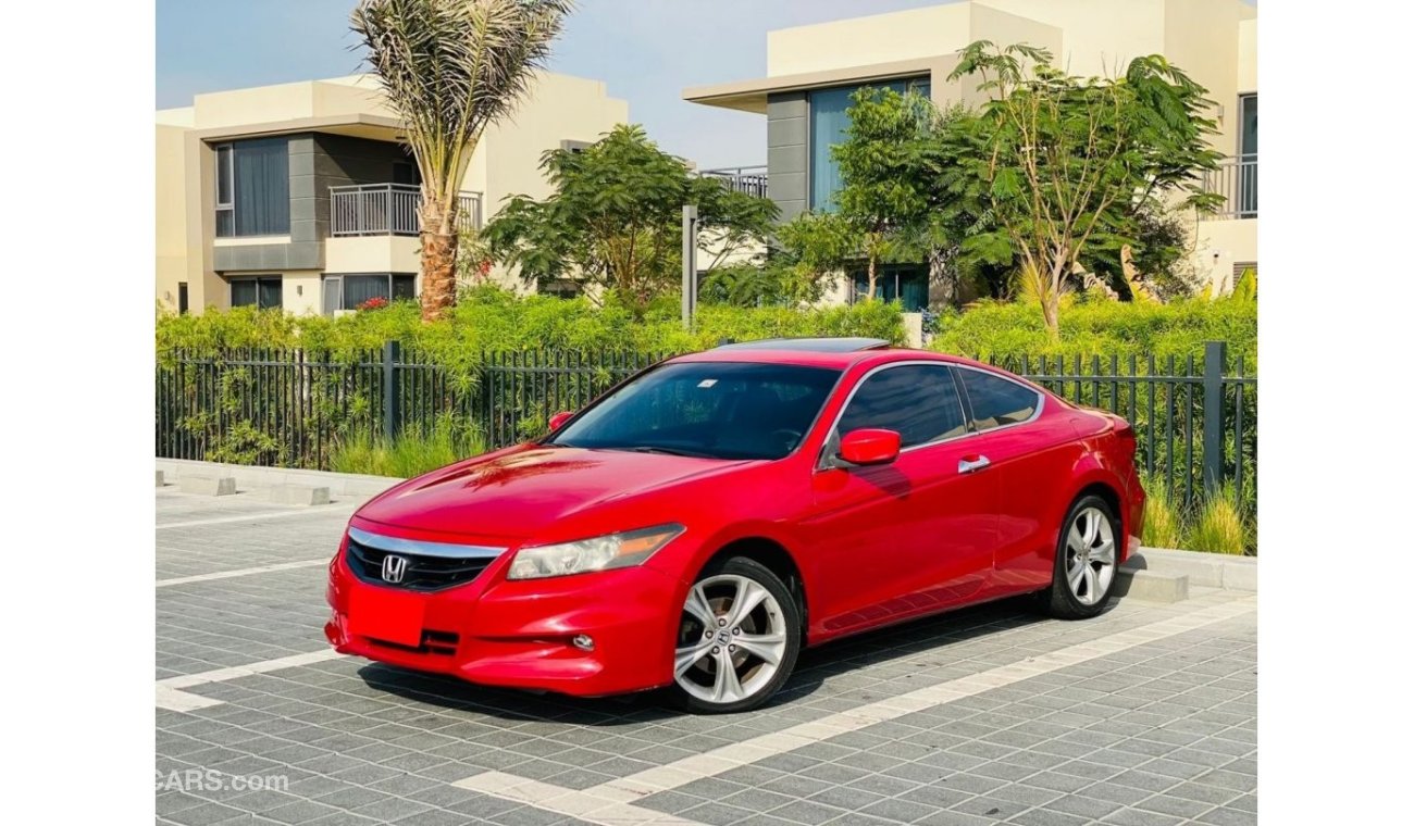 هوندا أكورد كوبيه Accord 2011 || GCC || Moonroof || Very Well Maintained