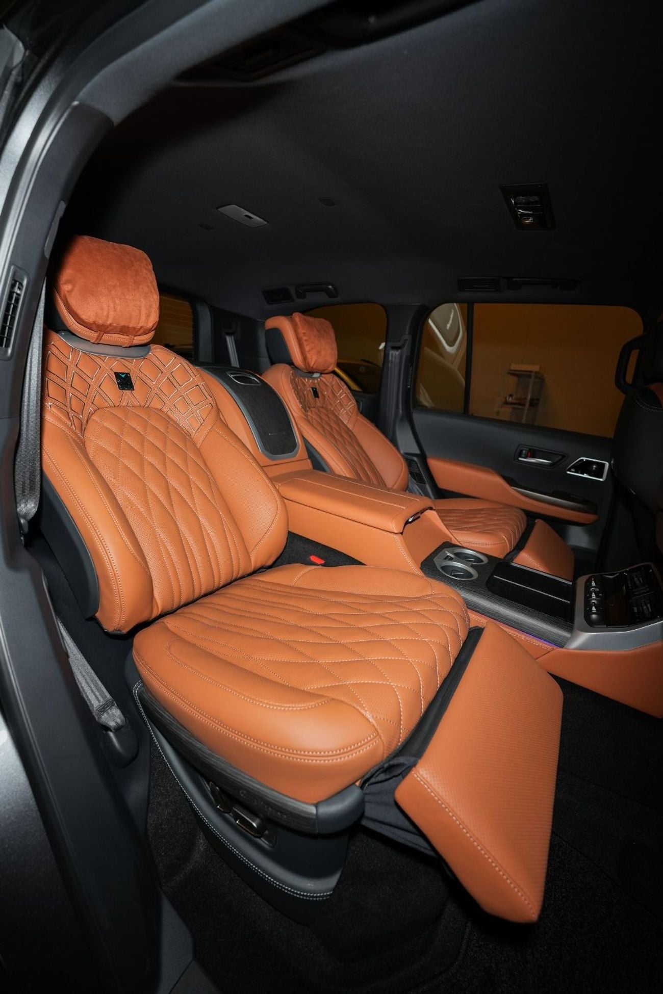 Toyota Land Cruiser LC300 3.3L DIESEL VX OFFROAD SPECIAL  EDITION WITH MBS AUTOBIOGRAPHY VIP MASSAGE SEATS