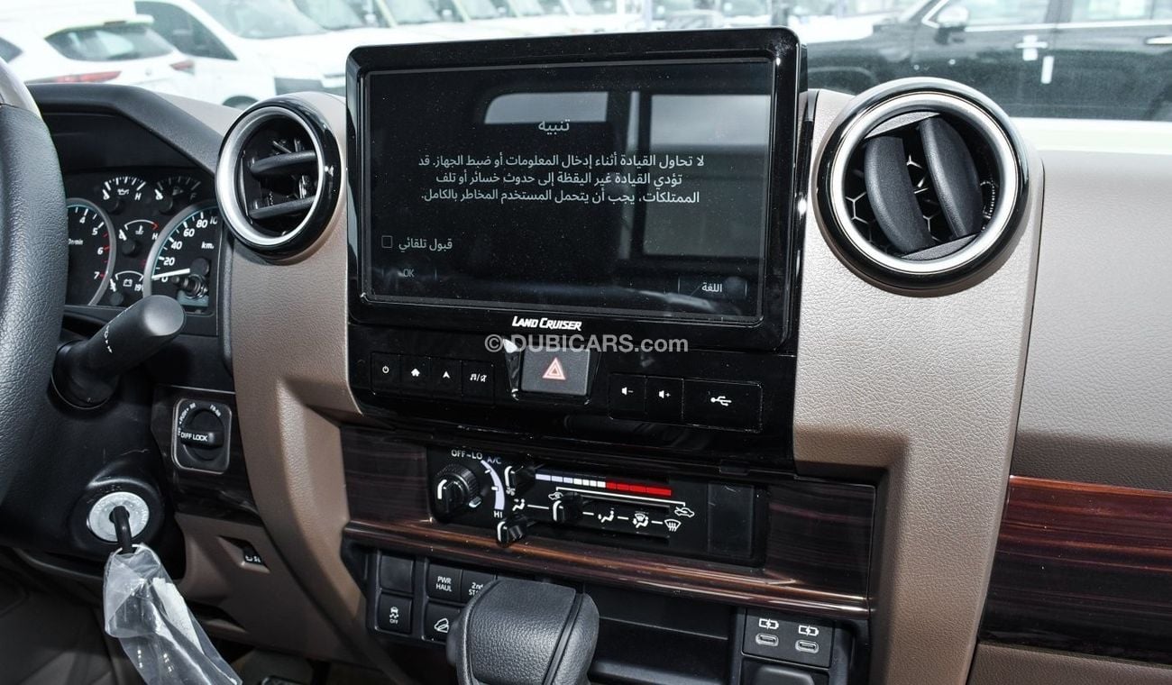 تويوتا لاند كروزر بيك آب TOYOTA LAND CRUISER | PETROL SINGLE CABIN A/T | 4.0L V6 | 2024