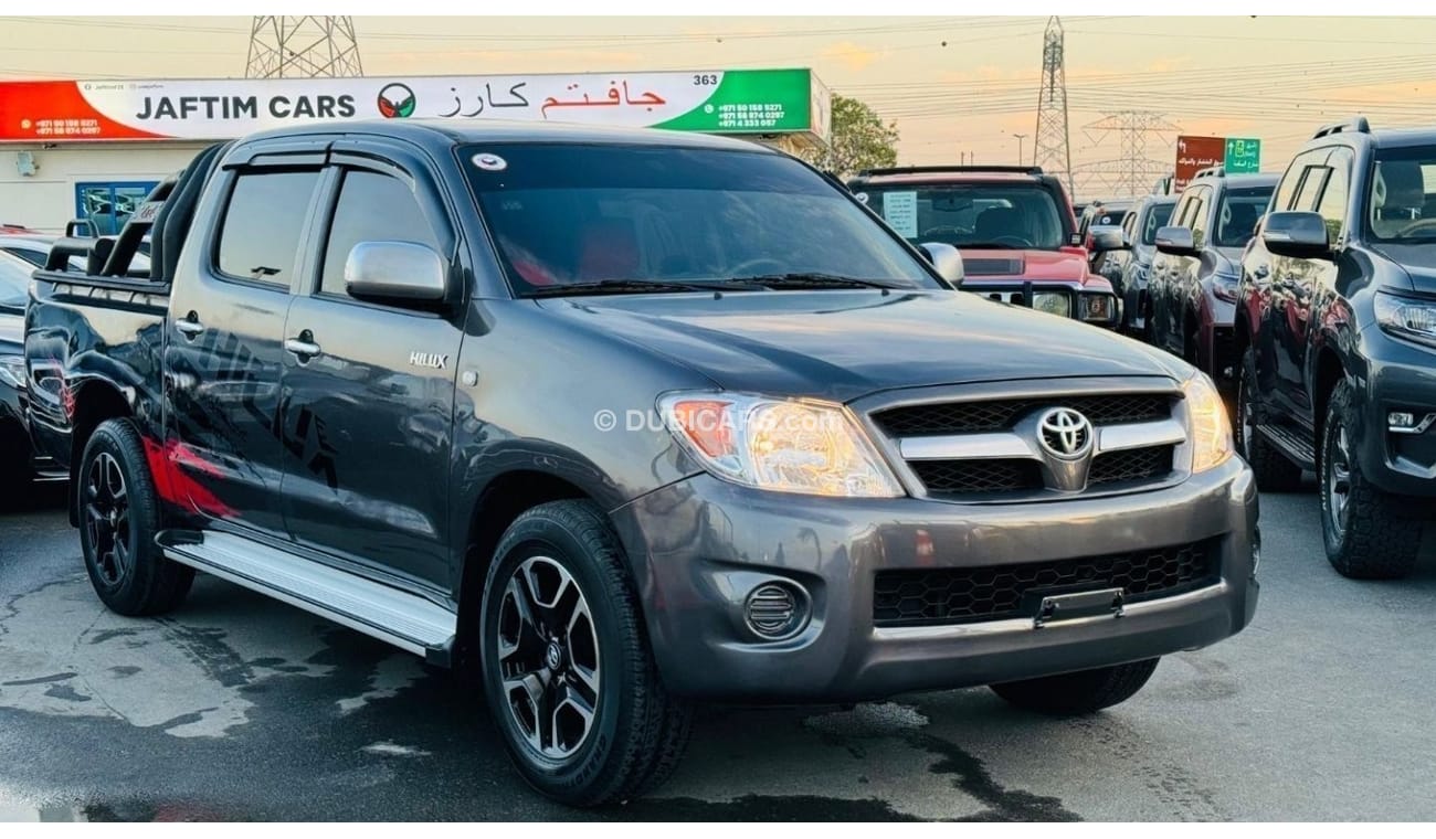 Toyota Hilux 2008 | LHD | MANUAL | DOUBLE CABIN | DIESEL | PREMIUM RED LEATHER SEATS | SPORTS BAR