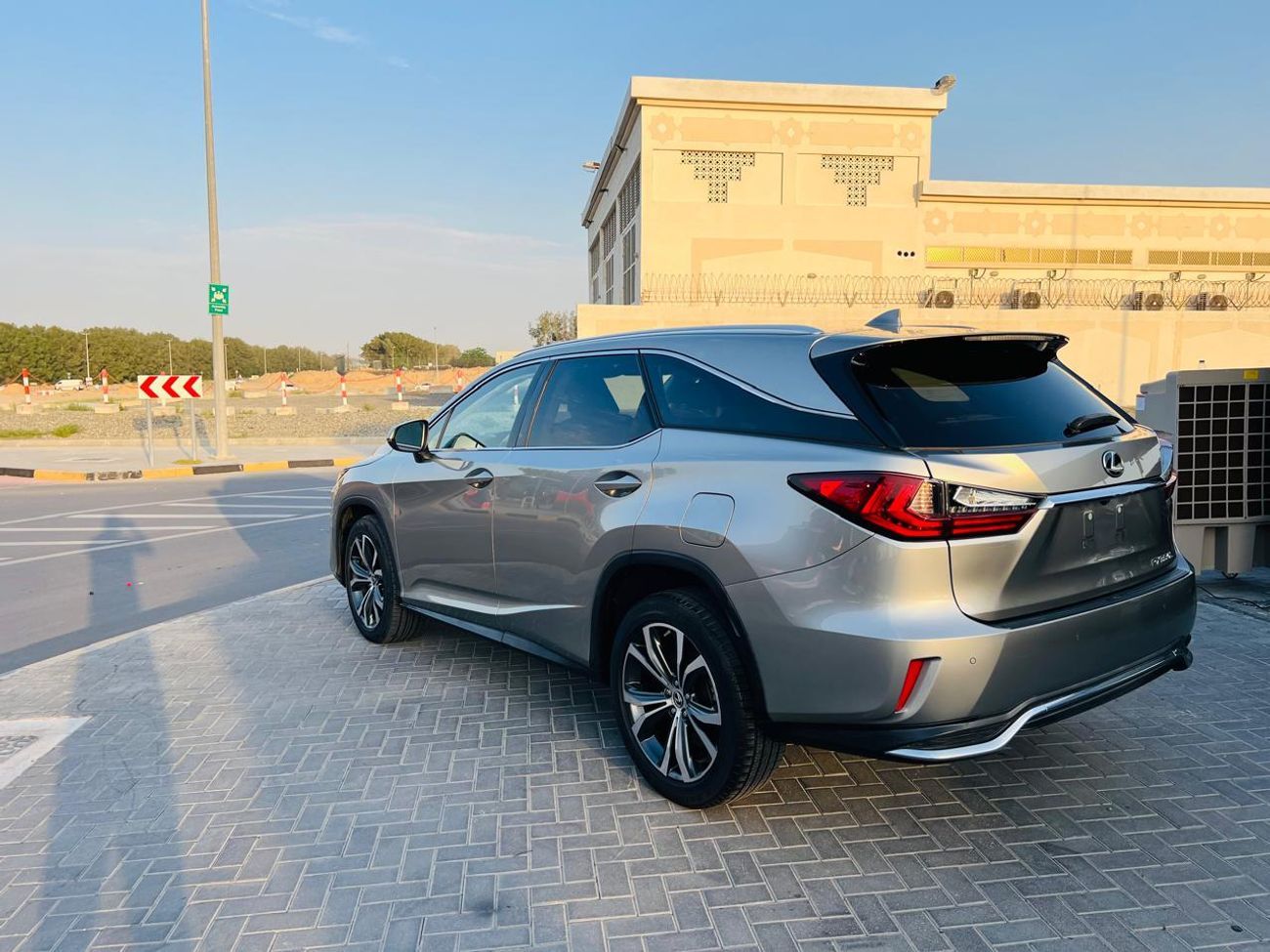 Lexus RX350 L Prestige 3.5L