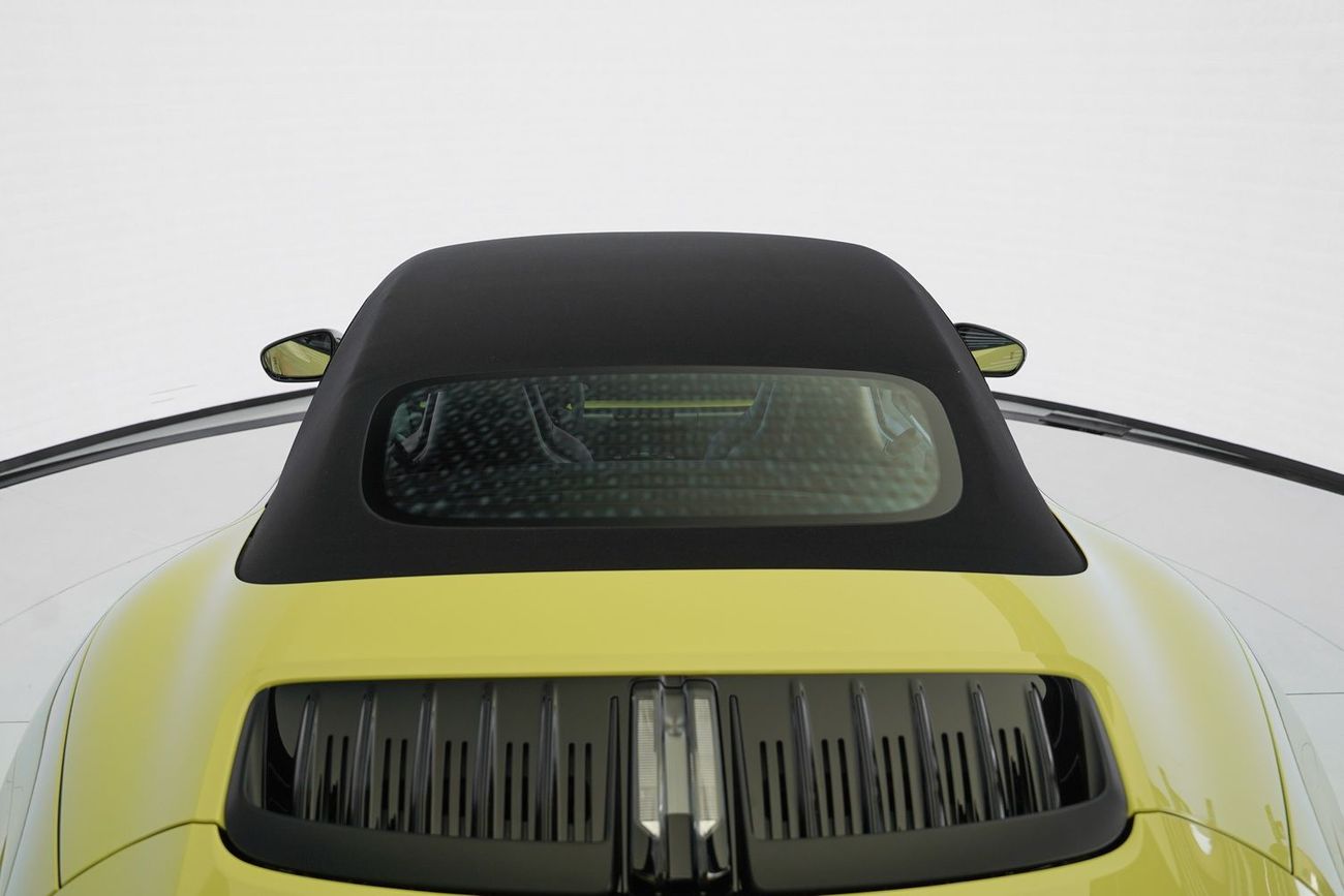 بورش 911 Carrera GTS 3.0L (450 HP) Convertible