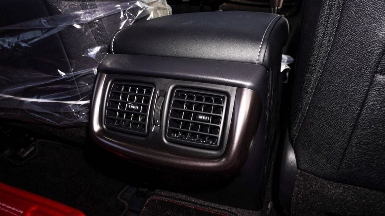 تويوتا هيلوكس GR Sport 4.0L