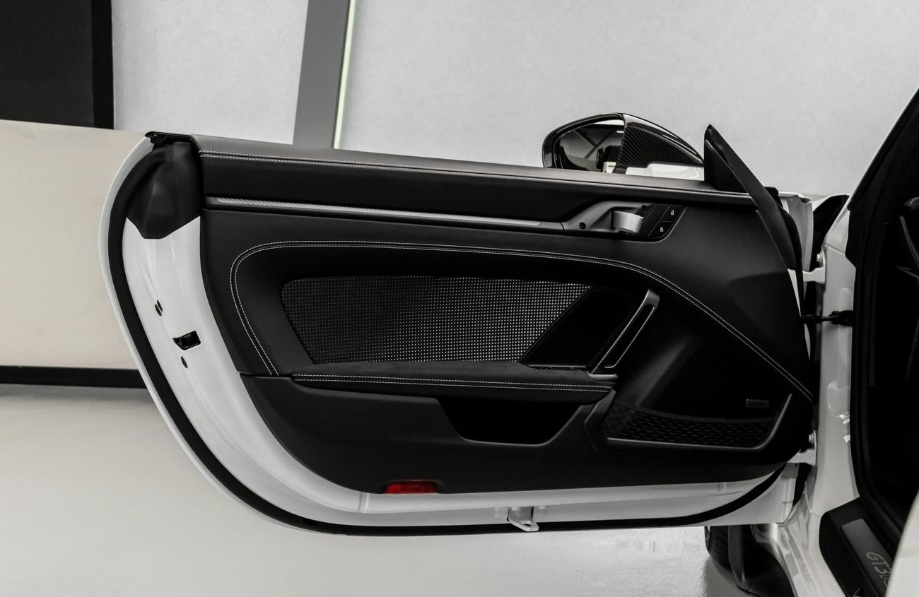 Porsche 911 4.0L F-6 Naturally Aspirated Engine