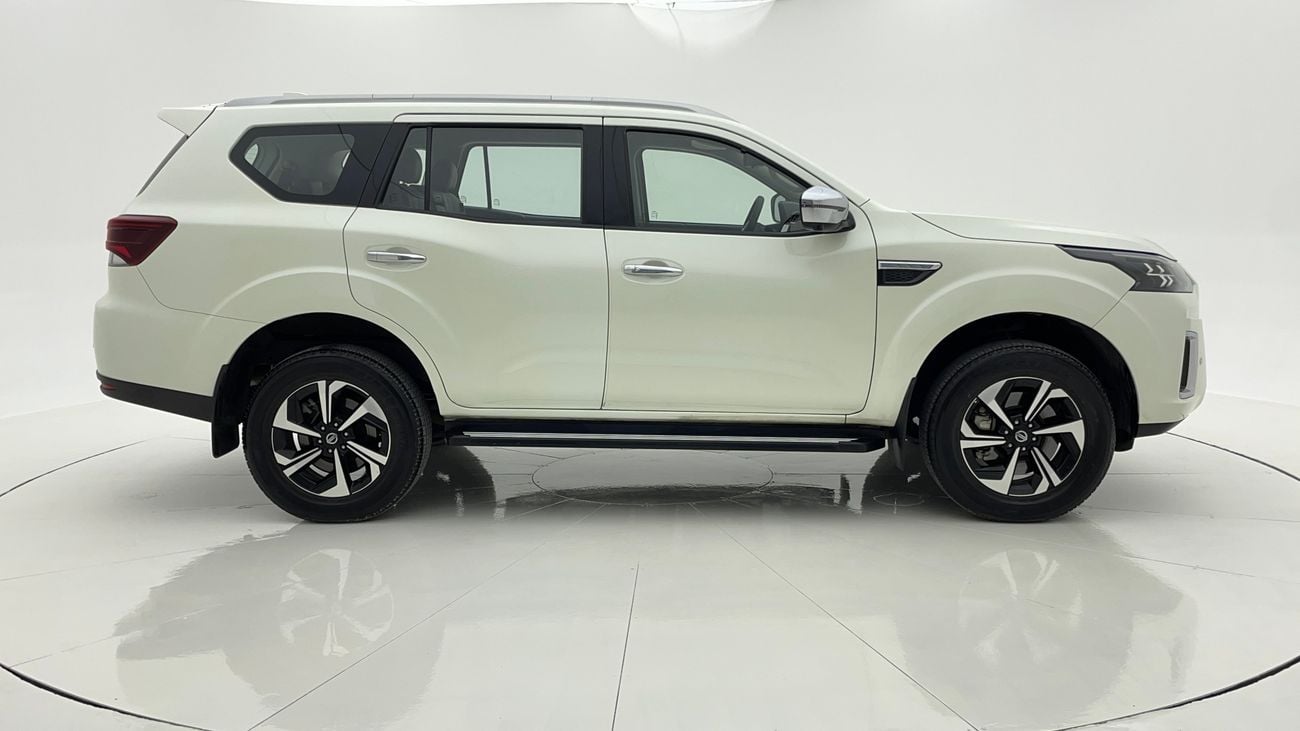 نيسان إكستيرا PLATINUM 2.5 | بدون دفعة مقدمة | اختبار قيادة مجاني للمنزل