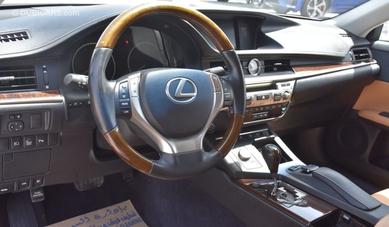 Lexus ES350 Platinum ES-350 PLATINUM 2015 EXCELLENT CONDITION / WITH WARRANTY
