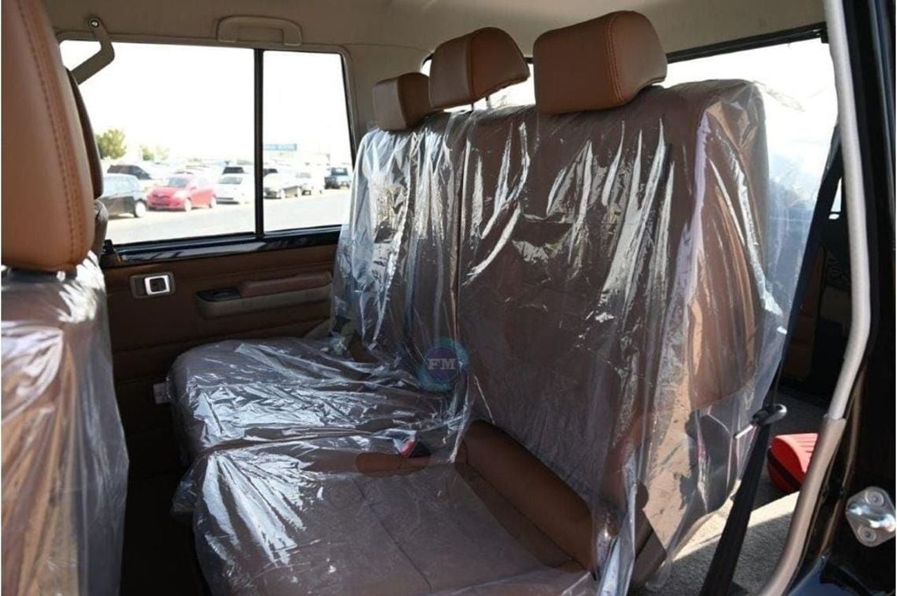 تويوتا لاند كروزر 70 76 Hardtop G 4.0L Petrol 5 Seater Automatic