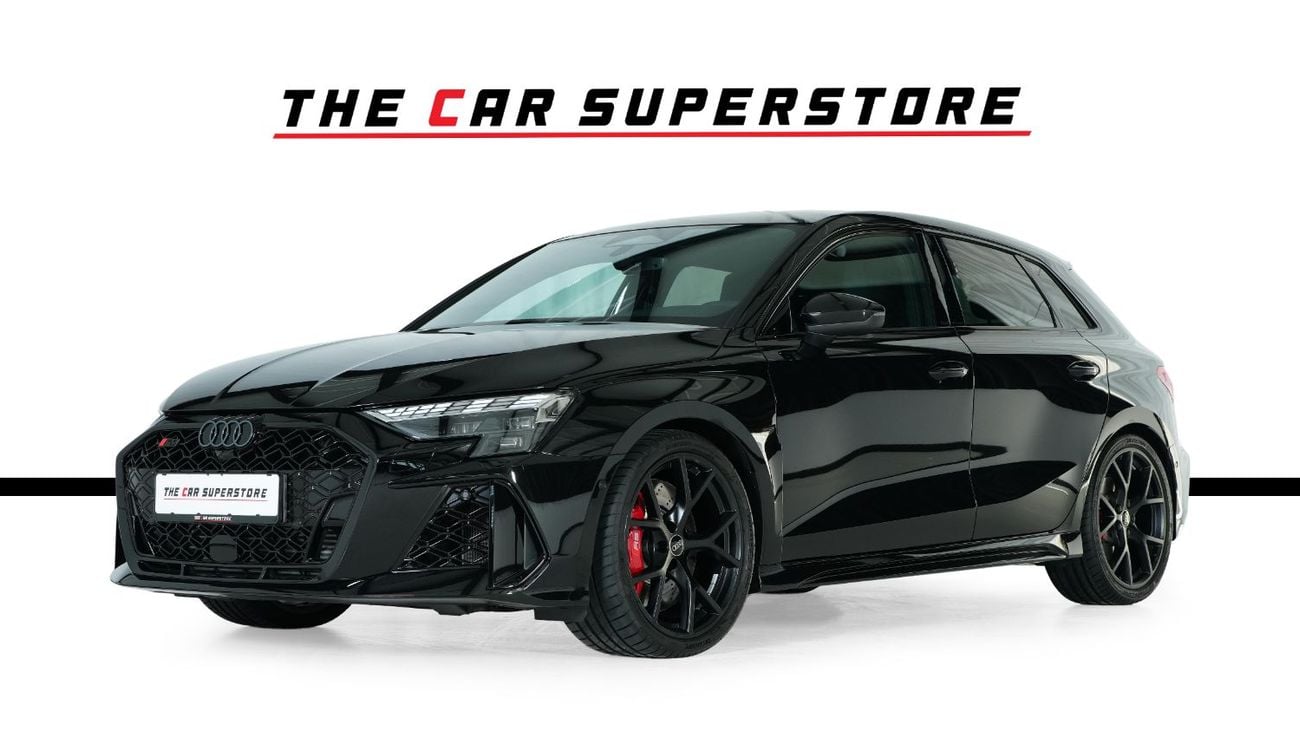Audi RS3 TFSI SPORTBACK Metallic Black-Alcantra Trim-low Mileage-Warranty & Service Packages Available