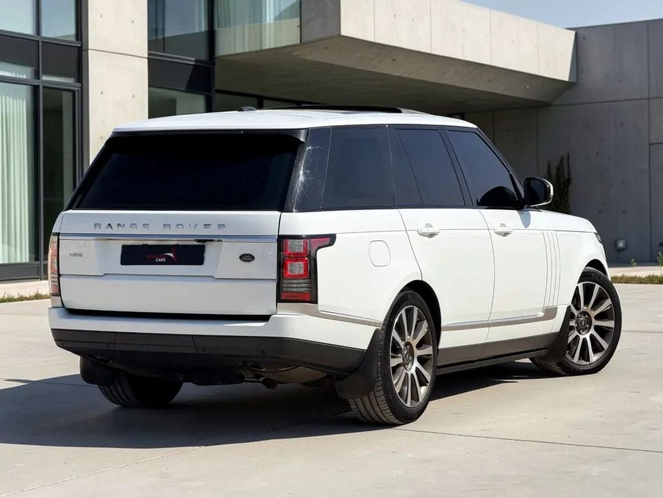 Land Rover Range Rover HSE RANGE ROVER HSE | 5.0L V8 | 4WD | GCC SPECS | 2016
