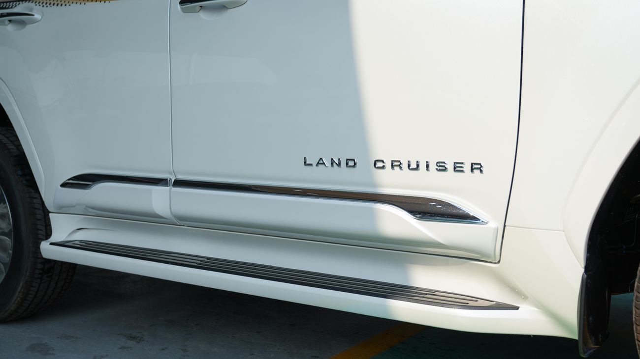 تويوتا لاند كروزر LX