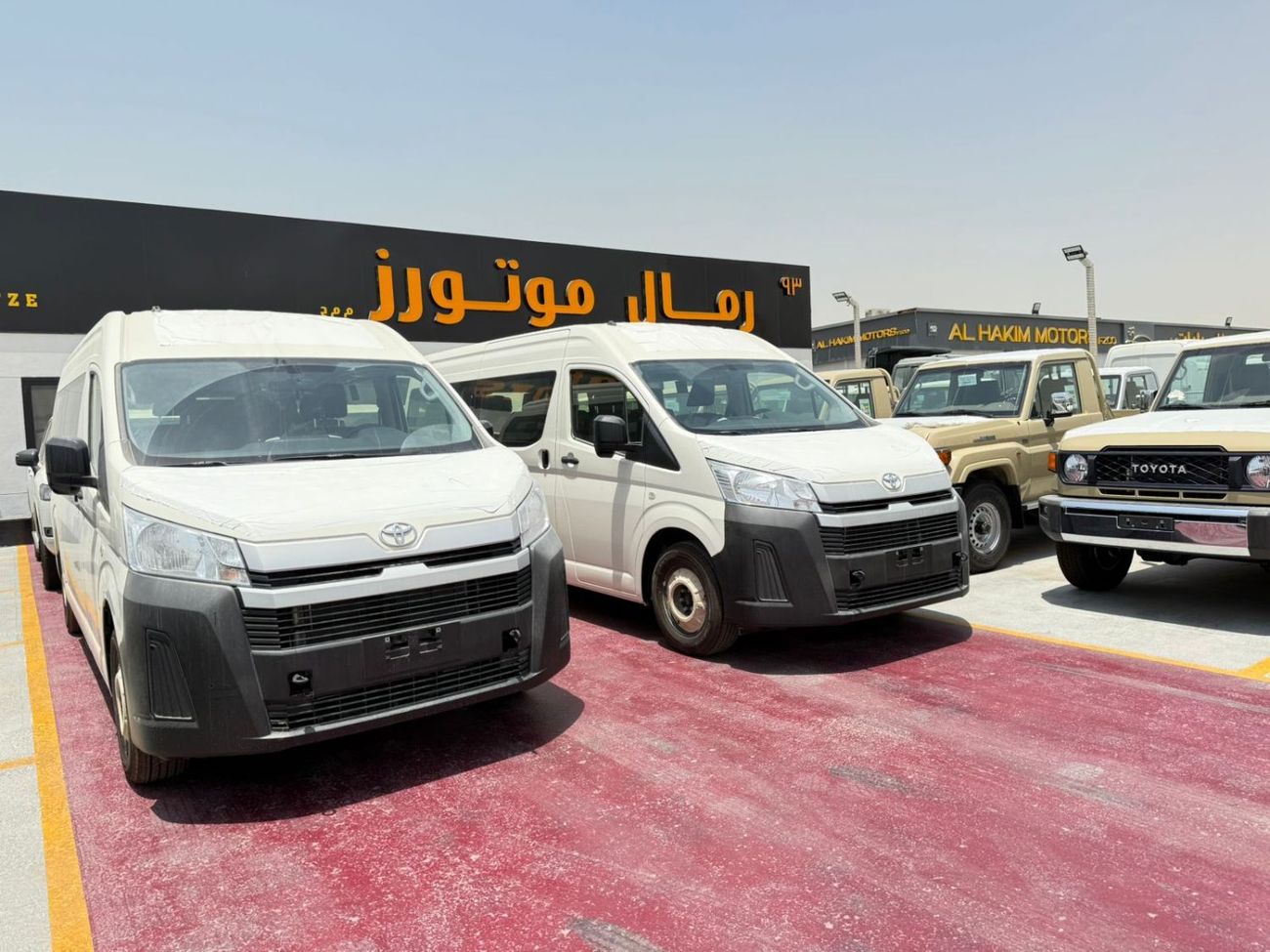 Toyota Hiace GL -High Roof Commuter 3.5L A/T