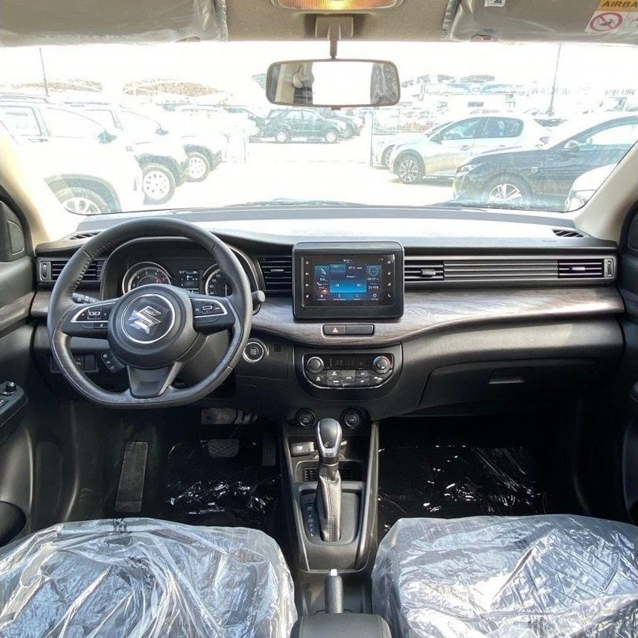 سوزوكي ايرتيغا Suzuki Ertiga GLX,1.5L Petrol, DVD +Camera, Available  Different Colors
