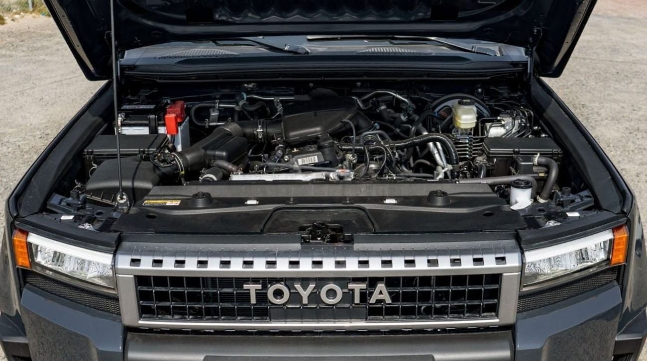 تويوتا برادو 250 TXL 2.7P AT LIMITED – GREY