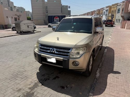 ميتسوبيشي باجيرو GLS Highline 3.5L (186 HP)