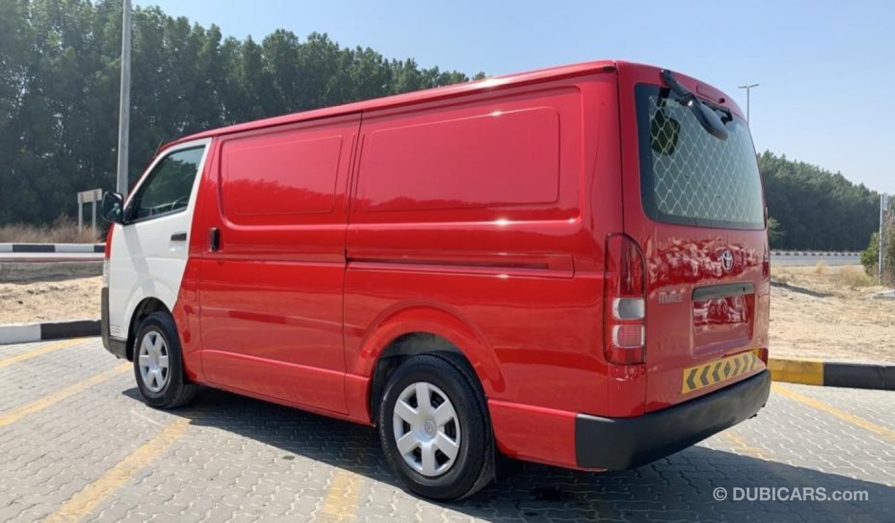 Toyota Hiace Van 2017 Ref#194