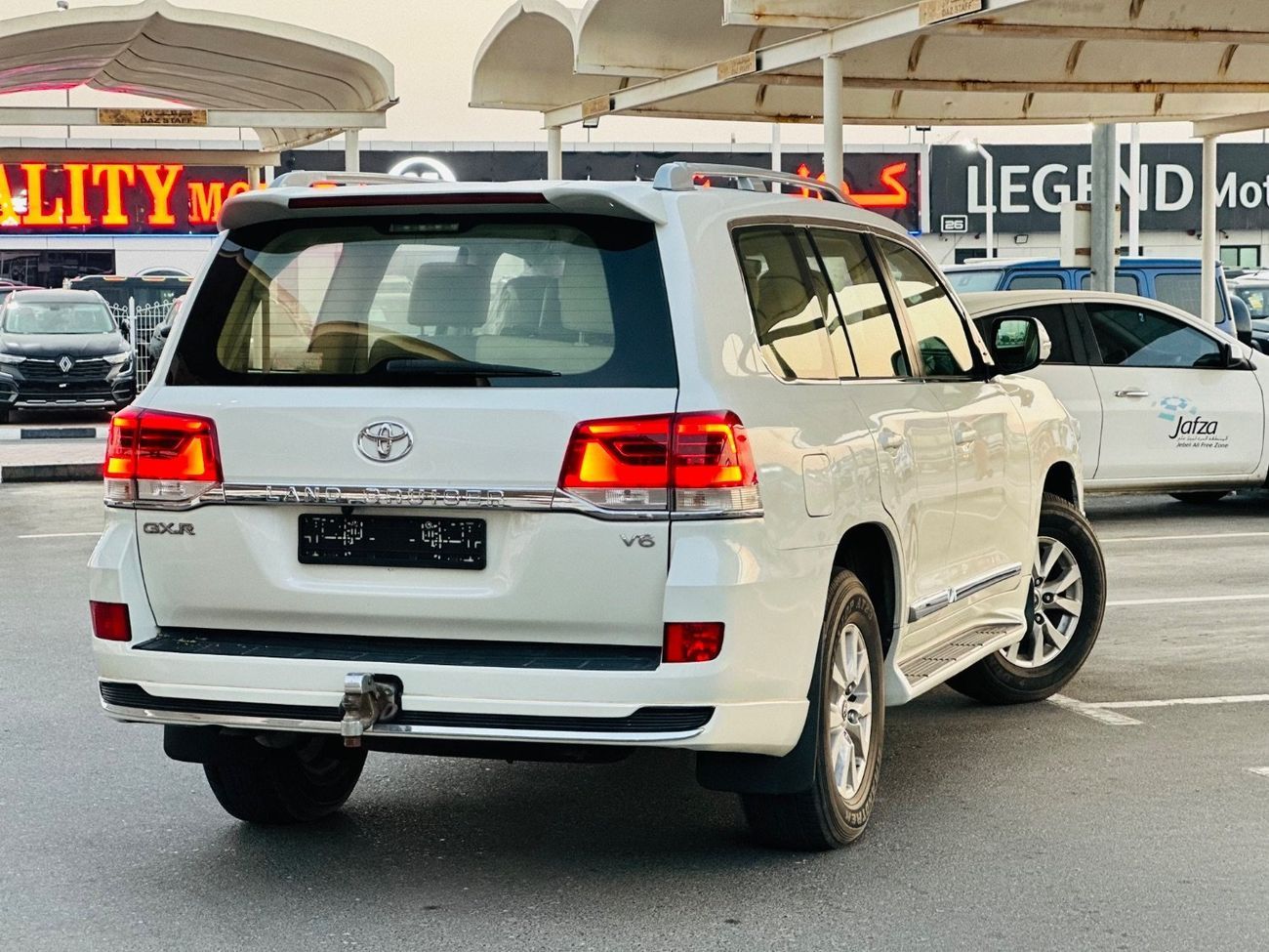 Toyota Land Cruiser GXR 4.0L (271 HP) 4WD