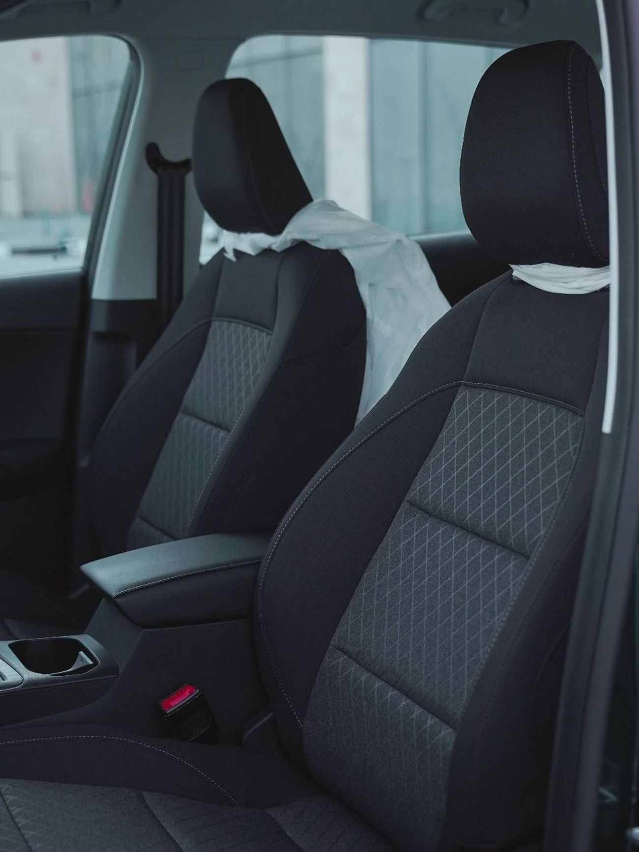 أم جي ZS 0% DP EMI 1200 - free Service - free registration