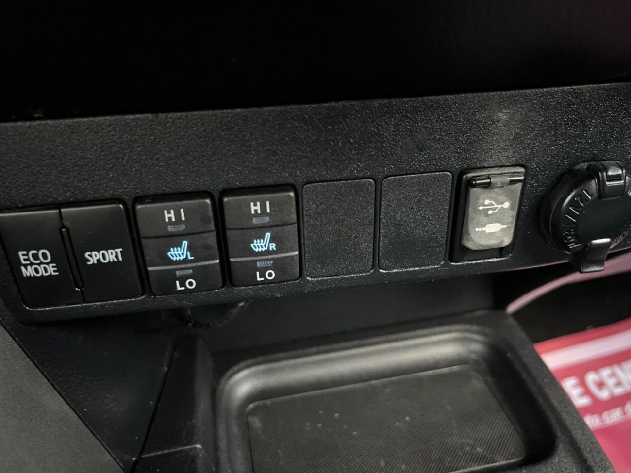 Toyota RAV4 2018 SE ADVENTURE FULL OPTION 2.5L USA IMPORTED