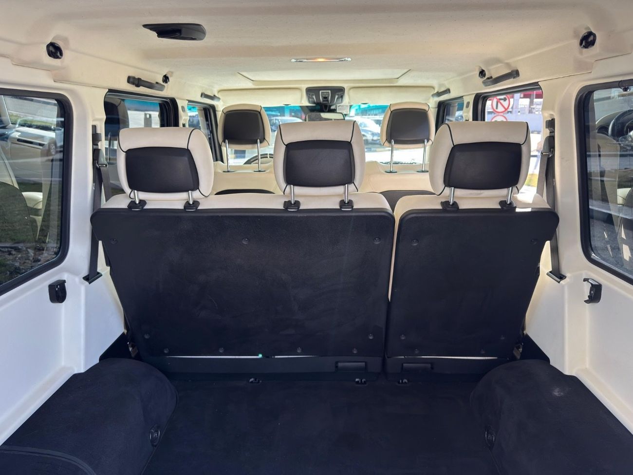 Mercedes-Benz G 500 Std 4.0L (422 HP)