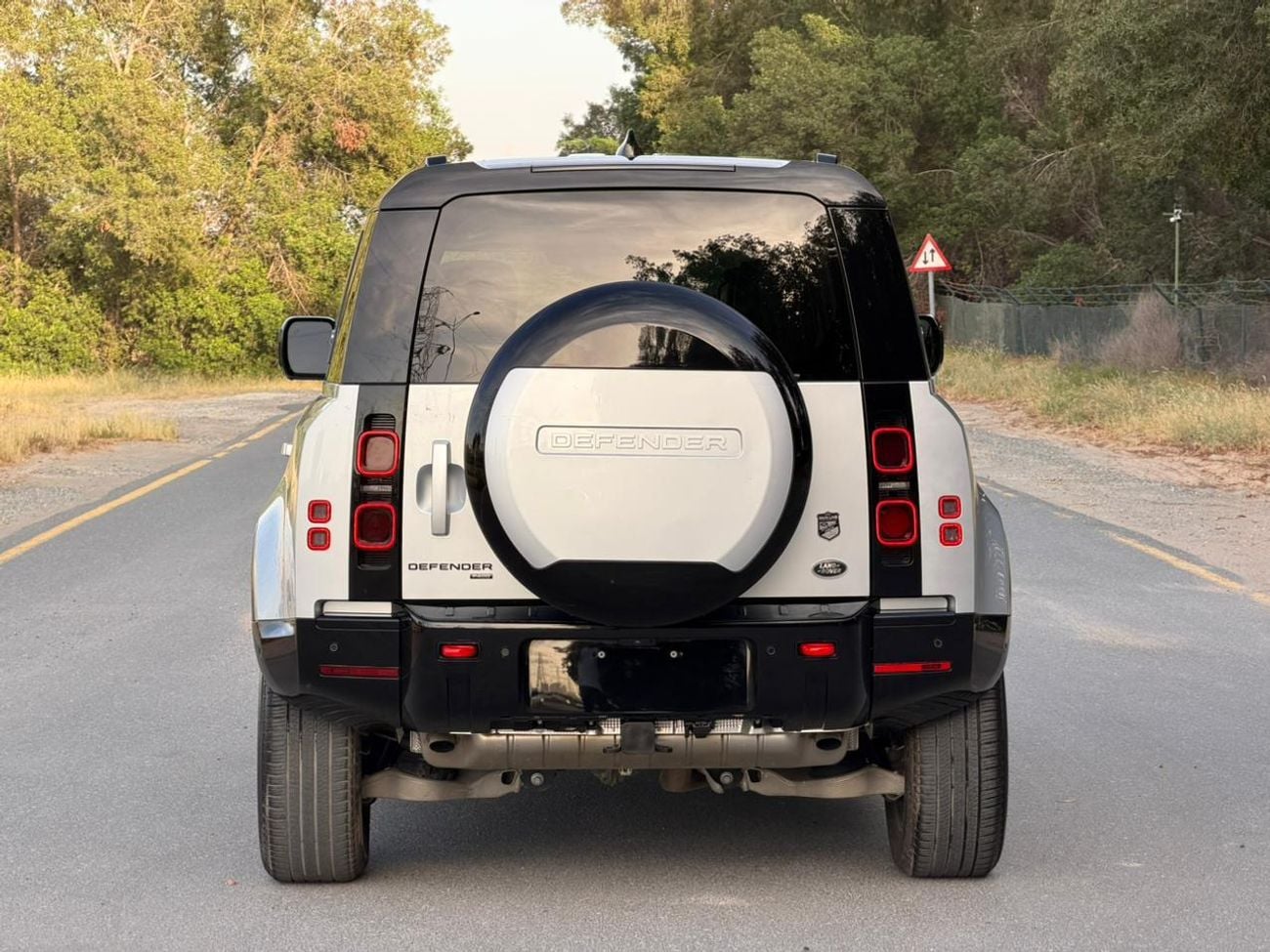 Land Rover Defender 110 X-DYNAMIC HSE P400