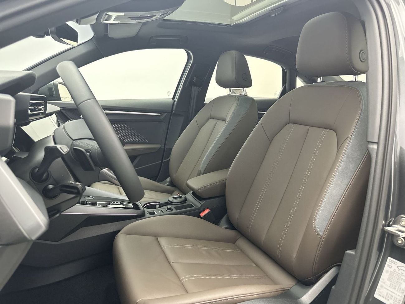 Audi A3 35 TFSI Advanced 1.4L 150hp (Ref# 03506)