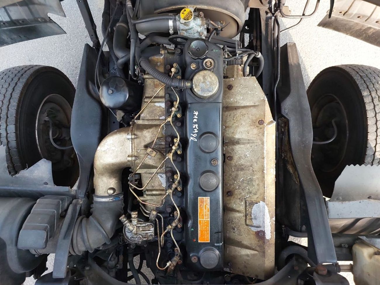 Mitsubishi Fighter MITSUBISHI FIGHTER TRUCK RHD 1998 MODEL 8.2 L DIESEL MANUAL(PM40025)