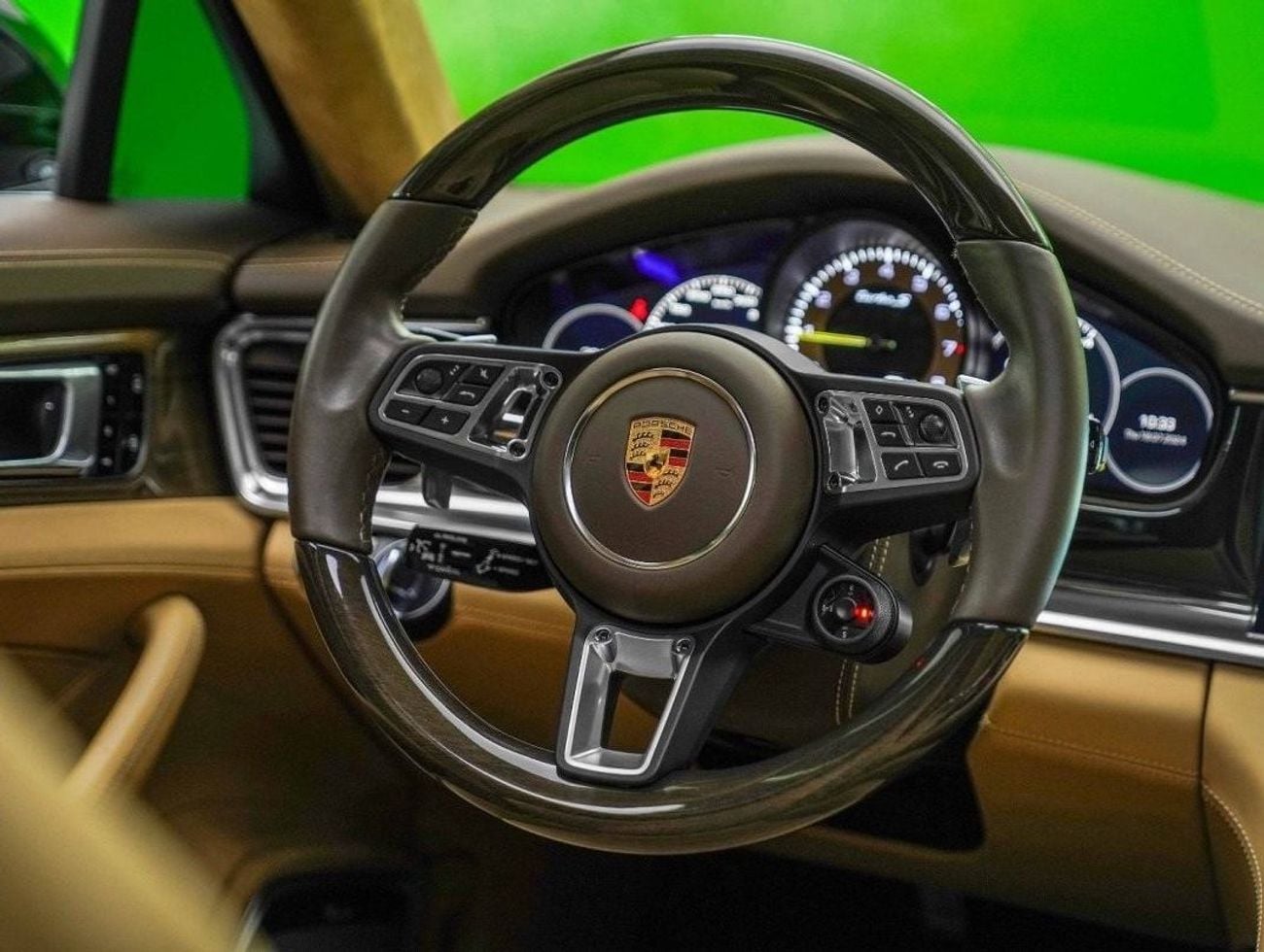 بورش باناميرا PANAMERA TURBO S E-HYBRID EXECUTIVE -SPORT EXHAUST- SPORT DESIGN PACKAGE -REAR SEAT ENTERTAINMENT