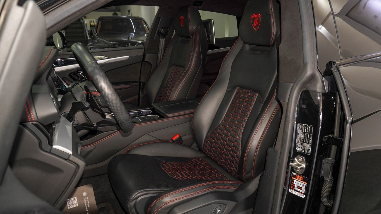 لامبورغيني اوروس