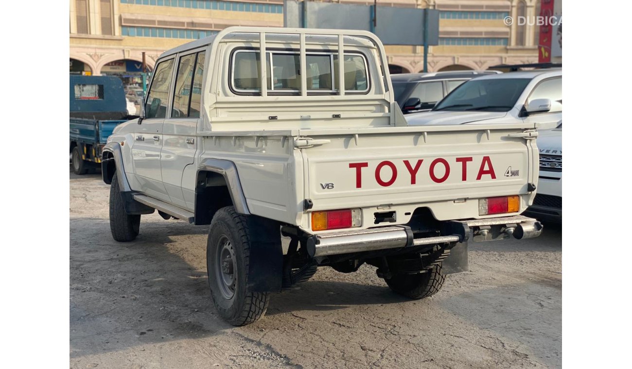 Toyota Land Cruiser Pick Up LC10